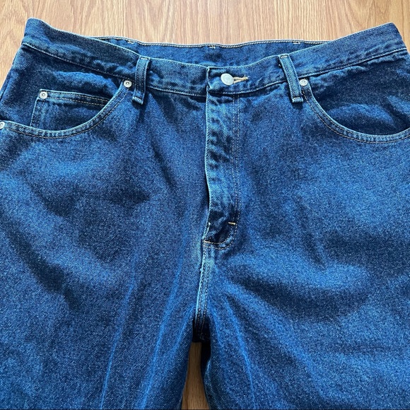 Wrangler Mens Relaxed Fit Blue Jean Size 38x30 - Picture 2 of 11